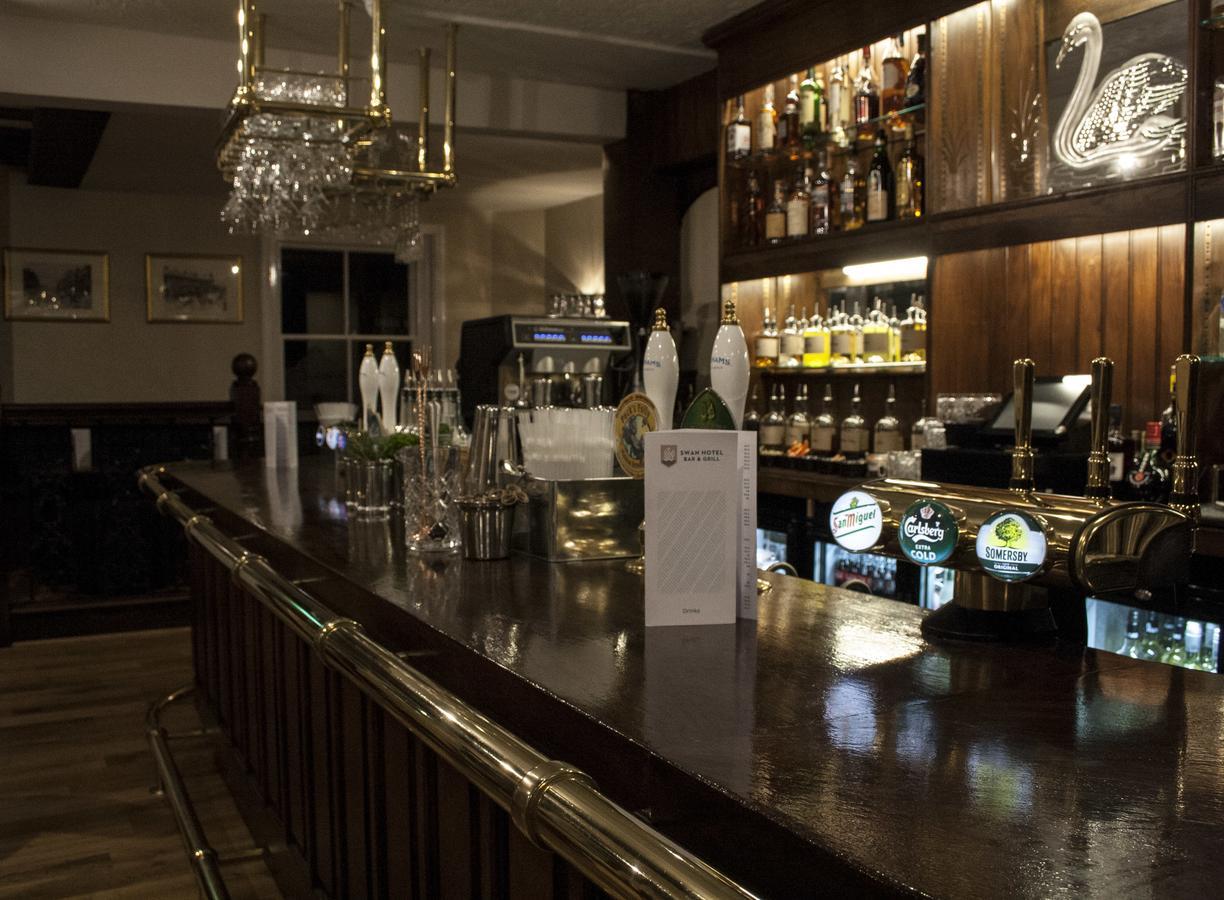 The Swan Hotel Bar And Grill มัลดอน ภายนอก รูปภาพ